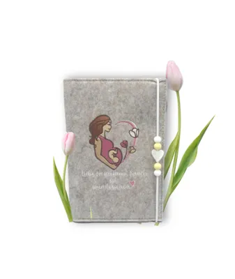 Produktbild von Mutterpasshülle aus Filz - Mutter Pass Schutzhülle Hülle - Organizer - Schwangere Mama mit Baby gestickt Mutterpass
