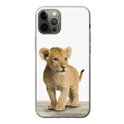 Produktbild von MuchoWow® Handyhülle Schutzhülle Hülle für iPhone 12 Pro Löwe - Junge - Kinder - Jungen - Tiere - Mädchen Silikon Softcase Handy Hülle - Abdeckung