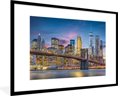 Produktbild von MuchoWow® MuchoWow® Gerahmtes Poster New York - Brooklyn Bridge - Nacht 90x60 cm - Poster mit zchwarzem Bilderrahmen - Wanddekoration - Fotos