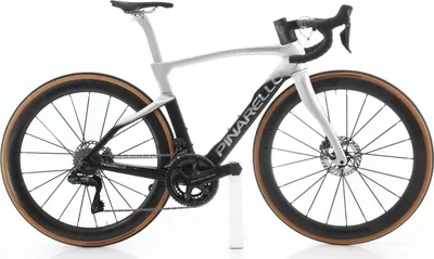 Produktbild von Pinarello Dogma F Di2 12V · Rahmengröße 50 · Rennräder
