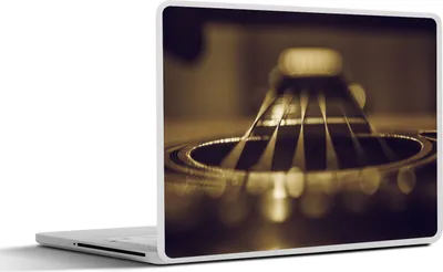 Produktbild von MuchoWow® Laptop Aufkleber Sticker Cover Nahaufnahme einer sechssaitigen akustischen Gitarre 30x21 cm - Sticker für Laptop - Selbstklebend