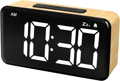 Imagen del producto de Despertador LED digital con pantalla de 5,9 pulgadas, 5 niveles de brillo, función de repetición, 2 niveles de volumen, alimentación por USB y diseño de madera