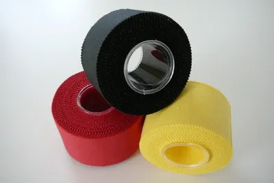 Produktbild von Funktionelles Profi-Sporttape im 3er-Pack, SCHWARZ - ROT - GELB, randgezackt & mit em Kleber