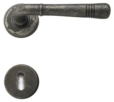 Produktbild von Berlin R716 GHIDINI Türdrücker-Rosetten-Garnitur (Lochung: BB, Türstärke: 38 - 42 mm, Oberfläche: Messing M69 - antik silbergrau) Lochung: BB Türstärke: 38 - 42 mm Oberfläche: Messing M69 - antik silbergrau