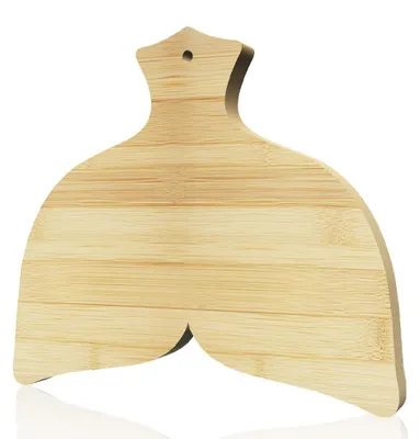 Produktbild von Holzschneidebrett Walflossenform mit Aufhängeloch 34 x 25 x 1,5 cm