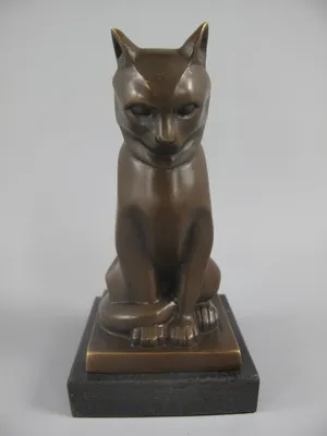 Produktbild von Casa Padrino Luxus Art Deco Bronze Skulptur Katze auf Marmorsockel H17 cm Antik Stil