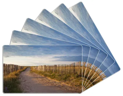 Produktbild von Wallario Frühstücksbrettchen 6er Set aus Glas, je 14 x 23 cm, mit rutschfesten Füßen, Motiv Sandweg an einem Strand in Frankreich, Bretagne