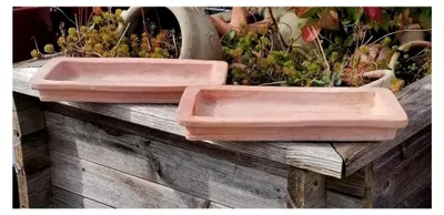 Produktbild von 2er Set Unterteller/Teller/Untersetzer aus rötlichen Terrakotta Terracotta Tablatt Garten Deko Schale Balkonkasten Blumenkasten Gesteck