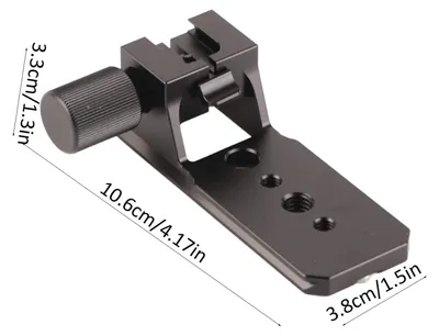 Imagen del producto de Soporte de lente de alta precisión. Ajuste perfecto. Base de trípode de repuesto. Compatible con sistemas RRS y Arca-Swiss. Placa base con rosca. Fabricado en aleación de aluminio. Diseñado para la lente FE 200-600. Base para lente