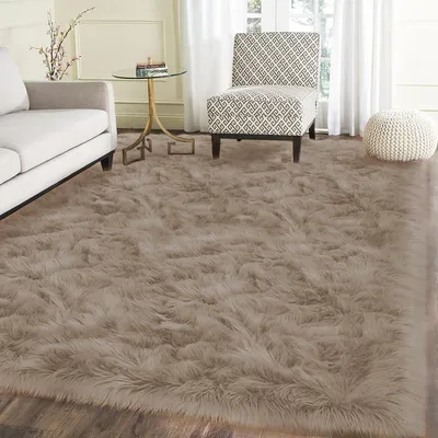Immagine prodotto di Tappeto in ecopelliccia, forma rettangolare, dimensioni 150 x 240 cm, colore beige chiaro, lavabile