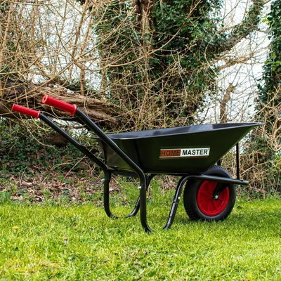 Produktbild von HOMEMASTER® Schwere Gartenschubkarre | Luftreifen | Starker großer Transportwagen Handkarre Schubkarre | 90L | 150 kg Tragfähigkeit | Gehärteter Kunststoff