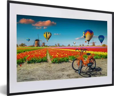 Produktbild von MuchoWow® Gerahmtes Poster Heißluftballon - Orange - Tulpen 60x40 cm - Poster mit Schwarzem Bilderrahmen Wandposter Rahmen Foto Bilder - Schlafzimmer - Plakat in Rahmen - Drucken