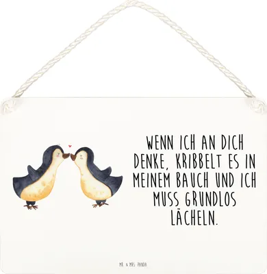 Produktbild von Mr. & Mrs. Panda Schild Pinguine Kuss DIN A5 - Weiß - Geschenk, Valentinstag, kleine aufmerksamkeit, für Frauen, holzbild, wandtafel, Türschild, Freundin, Wandbild Holz
