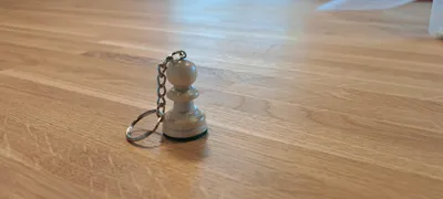 Obrázek produktu pro Bílá vertikální klíčenka