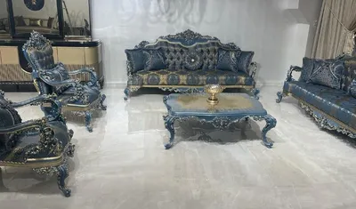 Produktbild von Casa Padrino Luxus Barock Wohnzimmer Set Blau / Gold - 2 Barock Sofas & 2 Barock Sessel & 1 Barock Couchtisch - Luxus Wohnzimmer Möbel im Barockstil - Barock Möbel - Edel & Prunkvoll