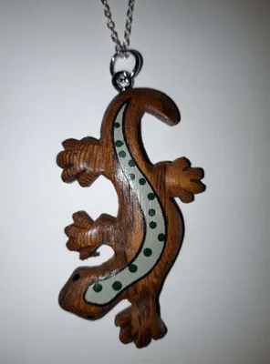 Produktbild von Kette mit Holzanhänger Eidechse, Ketten Modeschmuck Tiere Tier Eidechsen
