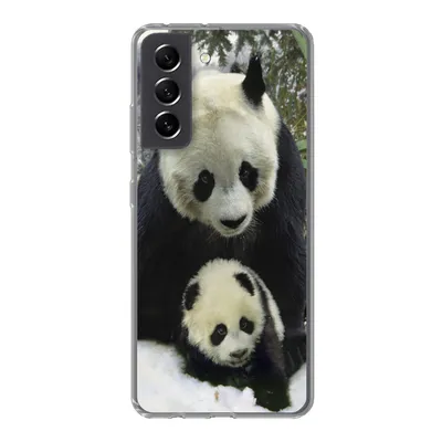 Produktbild von MuchoWow® Handyhülle Schutzhülle Hülle für Samsung Galaxy S21 FE Panda - Jungtier - Schnee Silikon Softcase Handy Hülle - Mobiltelefonhülle