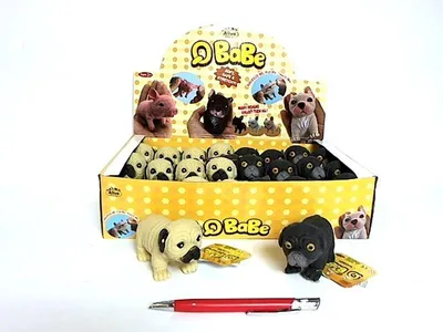 Image de Bouledogue avec petits pois (envoi aléatoire)
