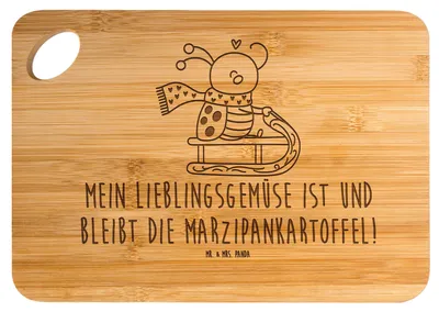 Produktbild von Mr. & Mrs. Panda Hackbrett Smörle Rodeln - Transparent - Geschenk, Weihnachten, Marzipan, Winter, schneidbrett, essbrettchen, Holzbrett, Schneidebrett, Frühstücksbrett