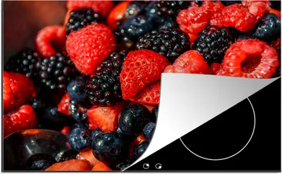 Produktbild von KitchenYeah© Herdabdeckplatte Brombeere - Obst - Erdbeere , 77x51cm, Küche Deko, Glaskeramikkochfeld Herdabdeckung, Abdeckplatte fùr Kochfeld