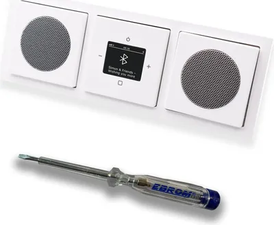 Produktbild von Busch Jäger DAB+ Unterputz Bluetooth (in and out) Radio 8217U-101 Future Linear Studioweiß, Set mit 2 x Lautsprecher, Abdeckungen, Rahmen + EBROM Phasenprüfer zur Montage d. Geräte - 8217 U – 101