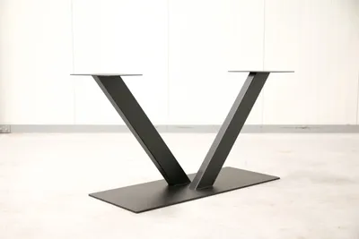 Produktbild von Tischgestell Vienna V V-Form 134x68x72 Schwarz