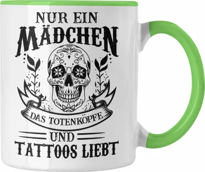 Produktbild von Trendation - Tattoos Frauen Tasse Tätowiererin Geschenk Kaffeetasse Tattoo Totenkopf Tassen (Grün)