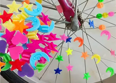 Immagine prodotto di CHPN - Perline per raggi - Decorazioni a tema "mostri" - Perline per biciclette - 36 pezzi - Bicicletta per bambini alla moda - Perline colorate per biciclette - Festa di compleanno per bambini - Regalo - Bicicletta originale - Universale
