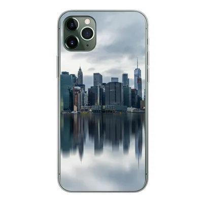 Produktbild von MuchoWow® Handyhülle Schutzhülle Hülle für iPhone 11 Pro Max New York - Skyline - Spiegelung Silikon Softcase Handy Hülle - Schutz