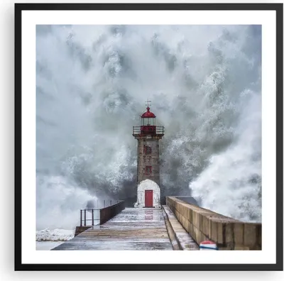 Produktbild von Gerahmtes Poster - Schwarzer Rahmen - Laterne Meer Sturm - 60x60 cm - Wand Bild - Wanddeko - Wandbilder - Kunstposter - Wandposter - Bilderrahmen - Bilder - Kunstdruck - P2BAC60x60-5003