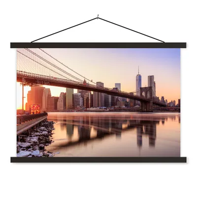 Produktbild von MuchoWow® Textilposter New York - Brooklyn - Brücke 60x40 cm mit schwarzem Rahmen - Hölzernes