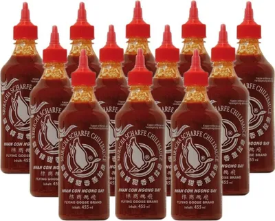 Produktbild von 12er-Pack FLYING GOOSE Sriracha (12x 455ml) | sehr scharfe Chilisauce | SUPERSCHARF