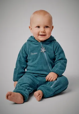 Produktbild von Sterntaler Overall Fleece, KI-generiertes Bild