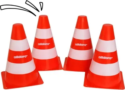 Obrázok produktu pre Sada 4 kužeľov – odolné dopravné kužele pre šport, hry a dopravnú výchovu, výška 18 cm, oranžovo-biele, stohovateľné