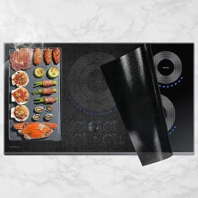 Image de Tapis de protection pour plaque à induction - Housse en silicone pour plaque à induction, protection contre les rayures (52 x 78 cm)
