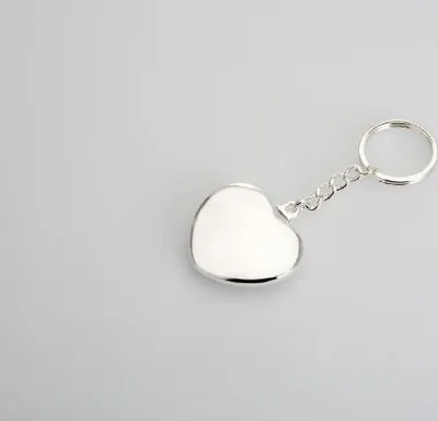 Produktbild von Schlüsselanhänger ganzes Herz Länge 10,0 cm versilbert