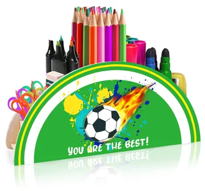 Produktbild von Schreibtisch-Organizer aus Holz mit Fußballmotiv, multifunktionales Aufbewahrungssystem für Büromaterial, Stifte und Schrein.