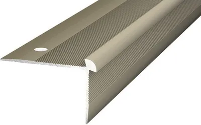 Produktbild von Prinz Treppenkantenprofil Alu Edelstahl matt gelocht 40 x 26 x 2500 mm
