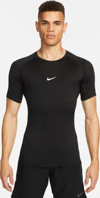 Produktbild von Nike Pro Dri-FIT Kurzarm-Fitness-Oberteil Herren schwarz/weiß schwarz/weiß M