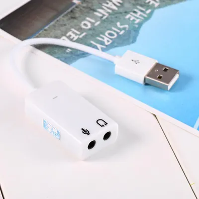 Obrázek produktu pro Bílý adaptér zvukové karty s rozhraním USB 2.0 a virtuálním 7.1kanálovým zvukem Xear 3D Audio pro Windows XP