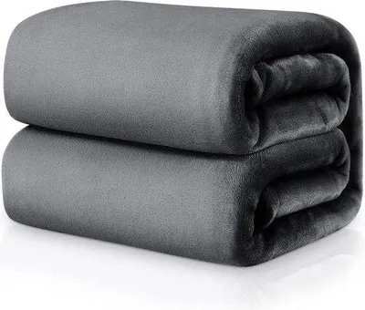 Imagen del producto de Manta suave Unyqoos® para sofá – color gris oscuro, manta de forro polar suave y cálida, 200 x 230 cm, 300 GSM, 100% poliéster de microfibra, suave, cálida, plegable y lavable