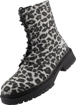 Auf dem Bild ist ein schwarzer Stiefel zu sehen der von der Außenseite dargestellt wird. Der Stiefel hat eine hohe Form mit einem glatten Obermaterial und einer robusten Sohle.