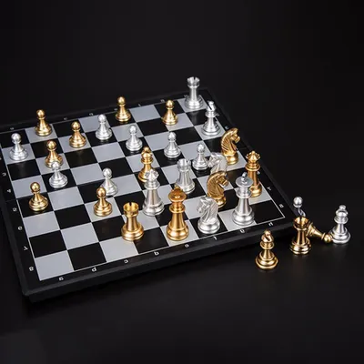 Produktbild von Mittelalterliches Schachset, exquisites Schachspiel, mittelalterliches Schachset mit Schachbrett, 32 Schachfiguren, magnetisches Schachset