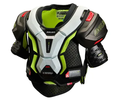 Produktbild von Bauer Vapor Hyperlite Schulterschutz Junior, Größe:M