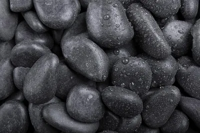 Produktbild von Glanzkies schwarz 10-35 mm, Kalkstein-gelackt, Schwarz, 20 kg Sack, für Garten und Beet