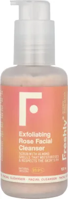 Produktbild von Freshly Cosmetics Exfoliating Rose Facial Cleanser 100ml