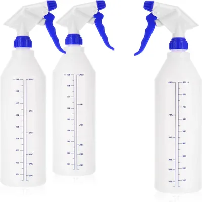 Produktbild von COM-FOUR® 3x Sprühflasche mit Skala - chemiebeständiger Pumpsprüher für Säuren, Kohlenwasserstoffen und Lösungsmittel - Zerstäuberflasche mit verstellbarer Düse - 900 ml
