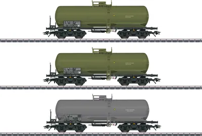 Image de Märklin 46463 H0 Coffret de 3 wagons-citernes de gaz de la CSD (46463)
