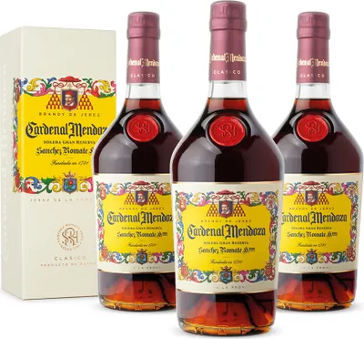 Produktbild von Cardenal Mendoza Clásico Solera Gran Reserva Brandy de Jerez 40% vol (3 x 0,7 l) in jeweils einer Geschenkhülle