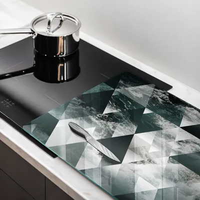 Produktbild von Glasschneideplatte - Herdabdeckplatte - 80x52 cm -Schneidebrett - Spritzschutz -Dreiecke und Wasser